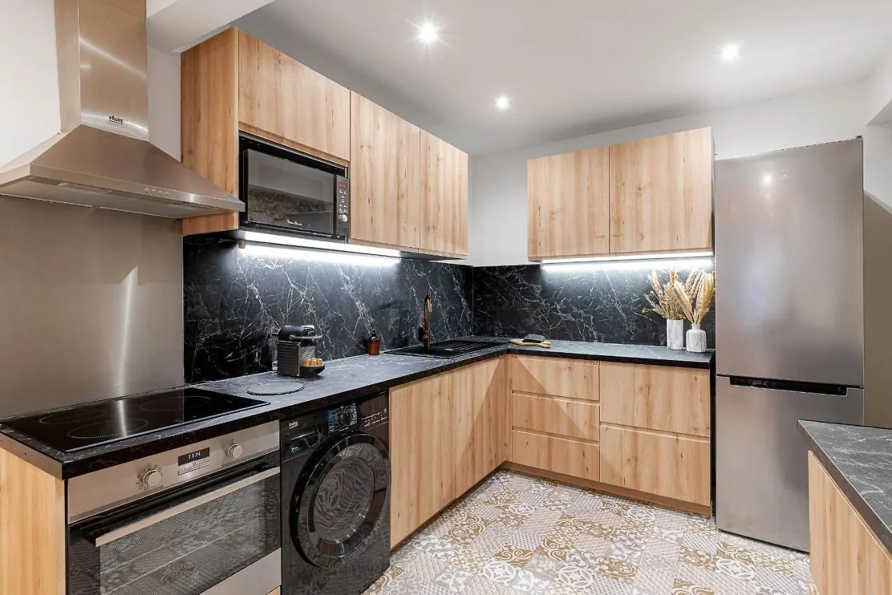 Decorated 2 Bedrooms Air Conditionning, City Center Nice Apartamento